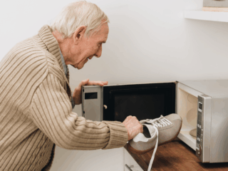 dementia wandering at night